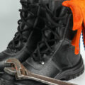 Embout, semelle et norme : comprendre les bottes de sécurité